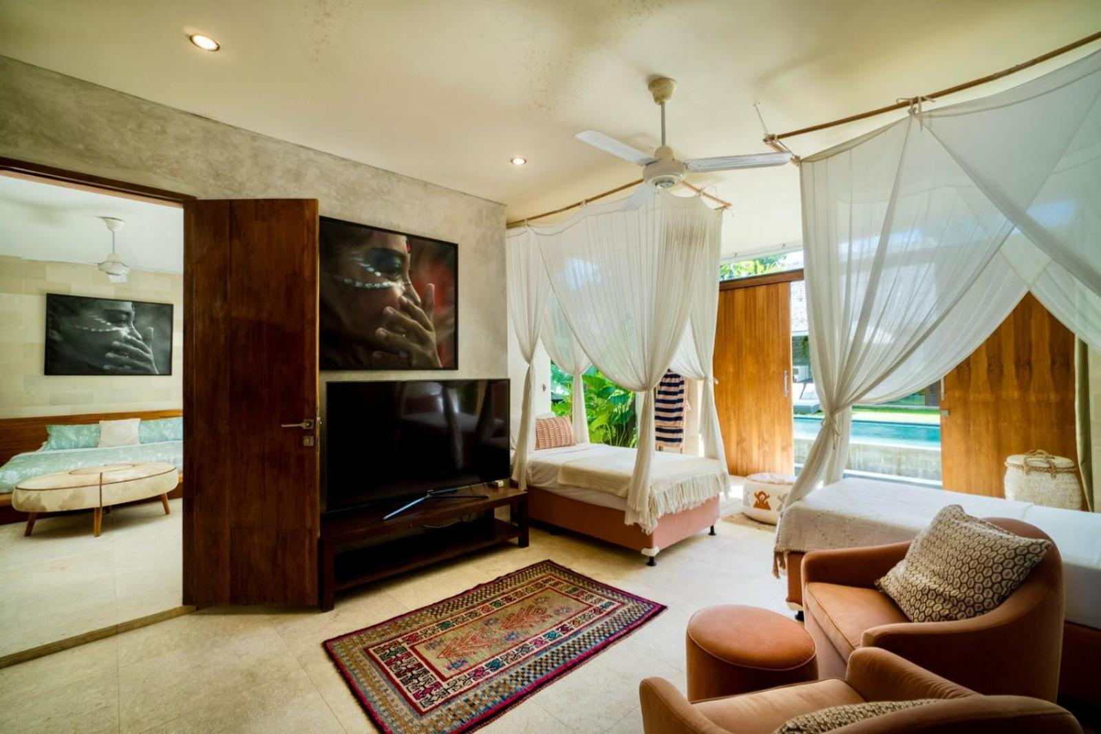 Villa Tropical Batik - Large Garden & Pool, Concierge! 3mins To Beach, Clubs, Cafes Seminyak (Bali)
