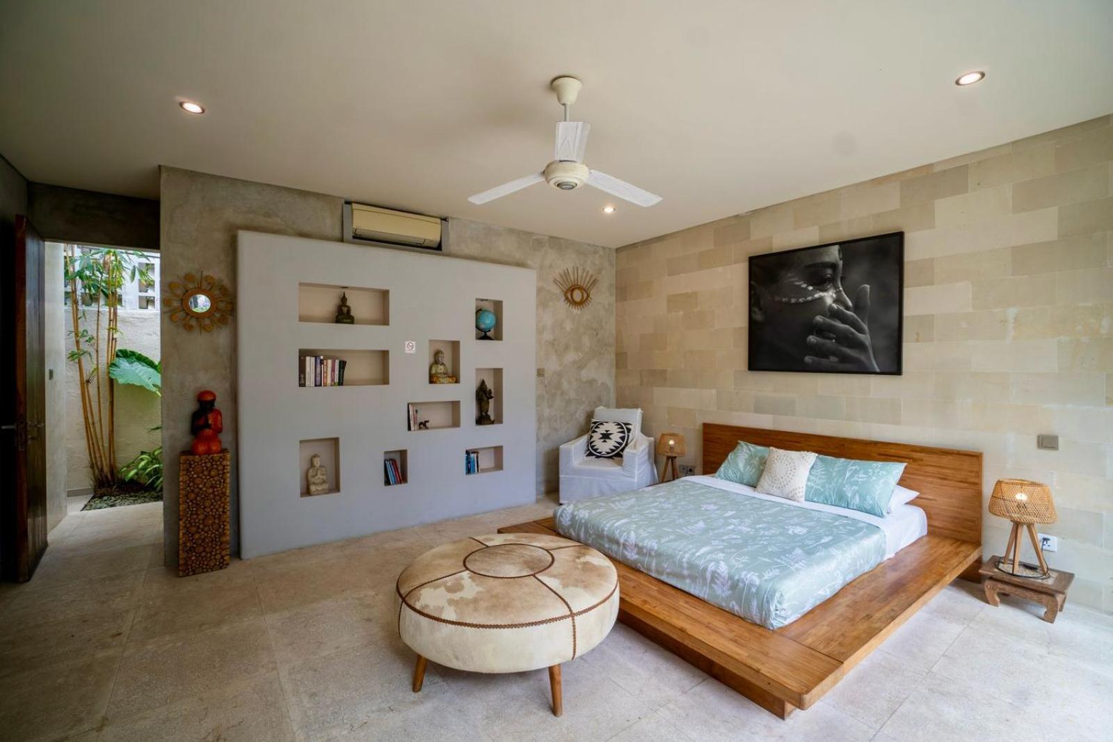 Tropical Batik - Large Garden & Pool, Concierge! 3mins To Beach, Clubs, Cafes Villa