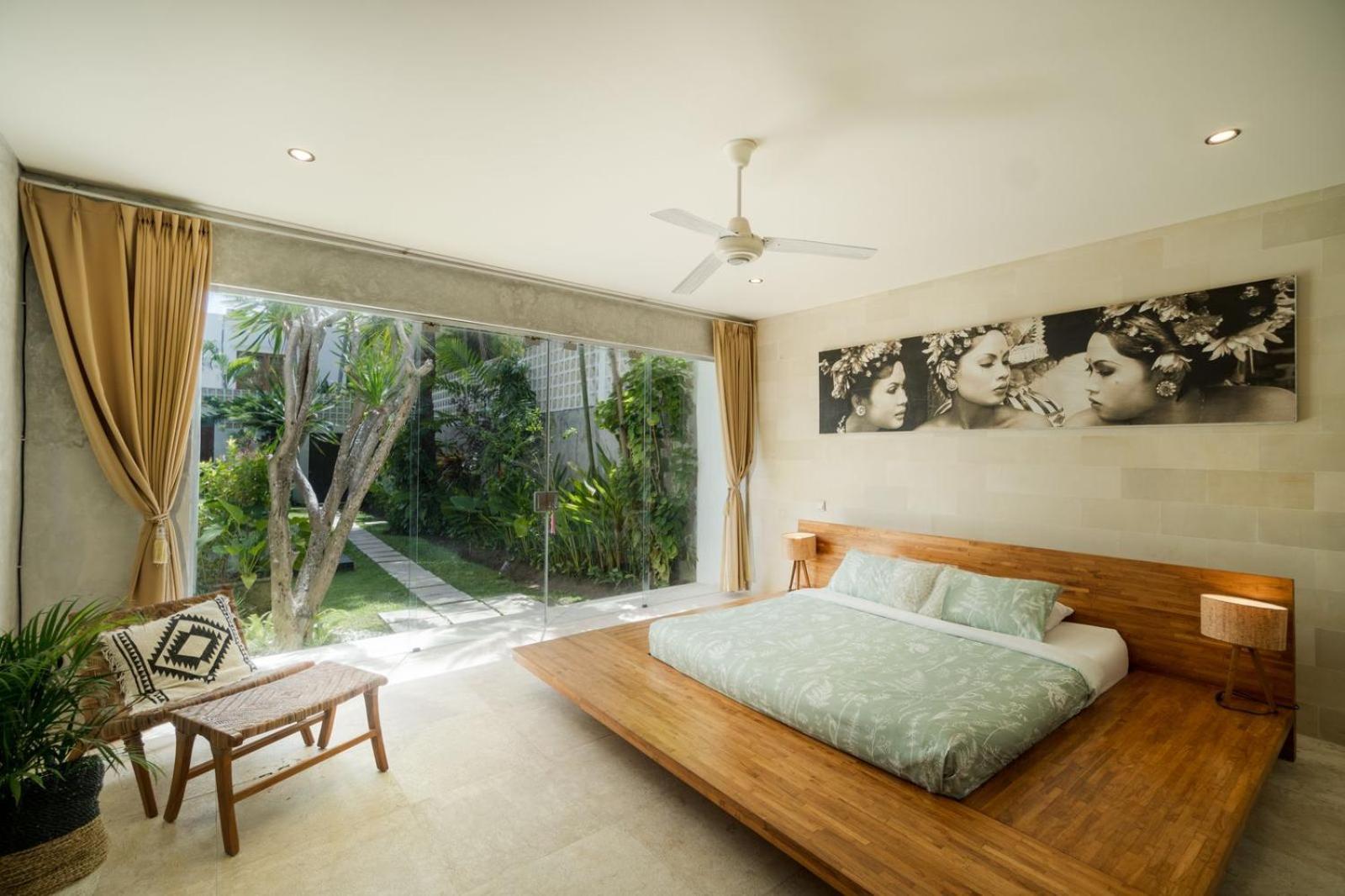 Tropical Batik - Large Garden & Pool, Concierge! 3mins To Beach, Clubs, Cafes * Seminyak (Bali)