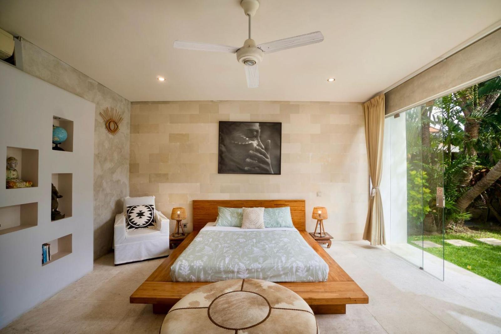 Tropical Batik - Large Garden & Pool, Concierge! 3mins To Beach, Clubs, Cafes Villa Seminyak (Bali)